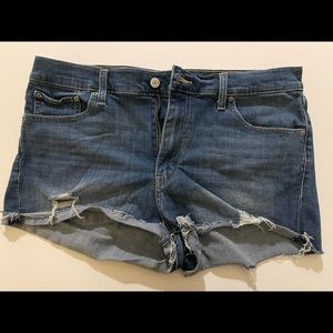 levi’s jean shorts